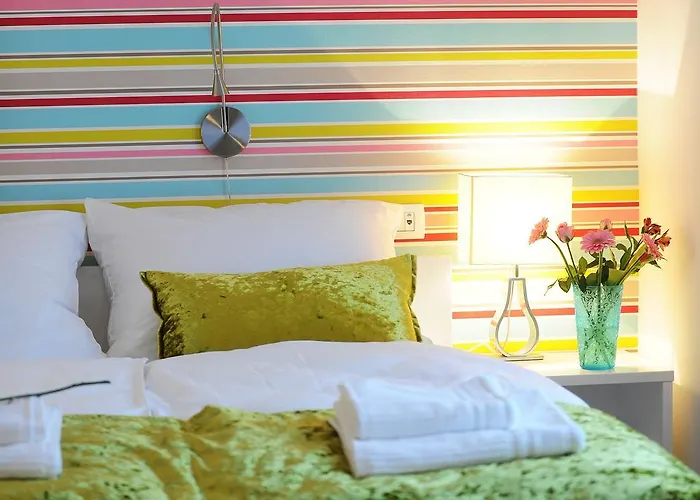 Garni Azur Hotell 3*