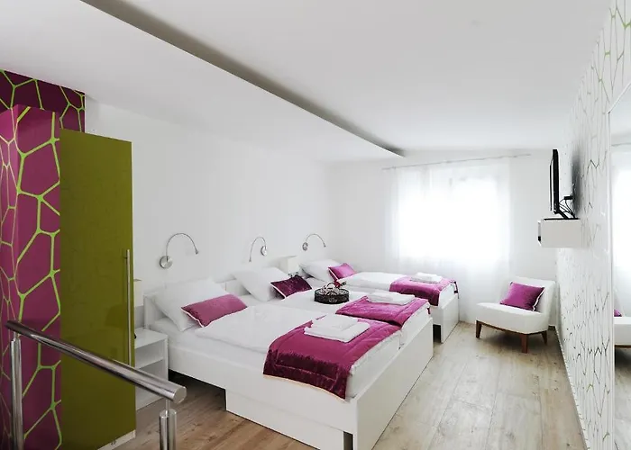 Garni Azur Hotell 3*